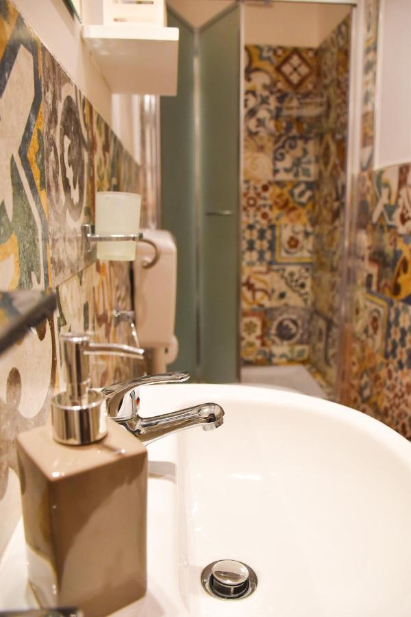 Dimora San Domenico Bed & Breakfast Palermo Exterior photo